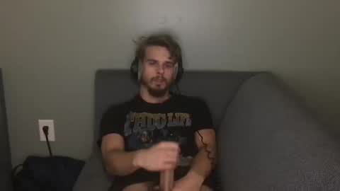 Snapshot of kxng222 chatting on 10/19/25, 08:15 kxng222 online show from 10/19/25, 08:15