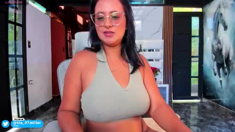 kya_miller_ online show from 12/01/25, 09:31