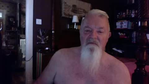 Snapshot of kyhgihntight chatting on 12/21/25, 04:19 Nick Nude Celt KYHighNTight online show from 12/21/25, 04:19