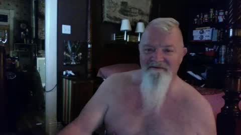 Snapshot of kyhgihntight chatting on 02/01/26, 06:12 Nick Nude Celt KYHighNTight online show from 02/01/26, 06:12