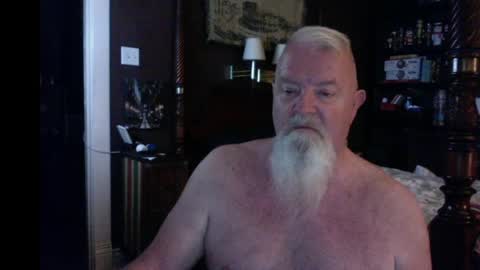 Snapshot of kyhgihntight chatting on 05/28/26, 11:40 Nick Nude Celt KYHighNTight online show from 05/28/26, 11:40