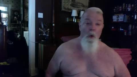 Snapshot of kyhgihntight chatting on 06/11/26, 01:20 Nick Nude Celt KYHighNTight online show from 06/11/26, 01:20