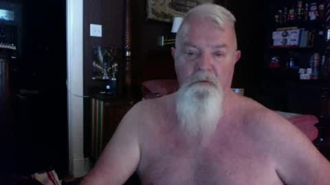 Snapshot of kyhgihntight chatting on 06/19/26, 11:36 Nick Nude Celt KYHighNTight online show from 06/19/26, 11:36