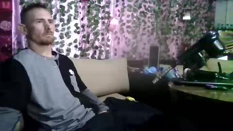 kyl3baron3 online show from 01/22/25, 05:49