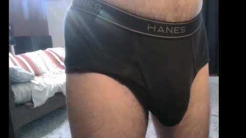 Snapshot of kyle390 chatting on 09/28/25, 01:44 kyle390 online show from 09/28/25, 01:44