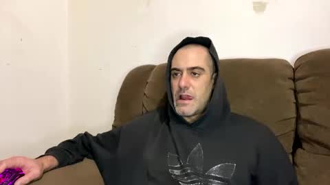 Snapshot of kyle67527 chatting on 01/05/25, 01:45 kyle67527 online show from 01/05/25, 01:45