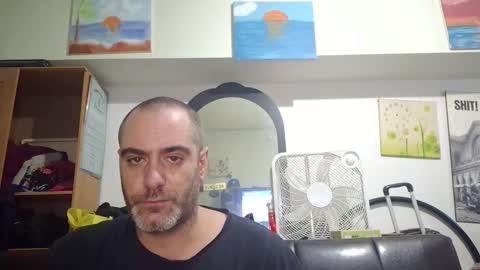 Snapshot of kyle67527 chatting on 11/18/25, 06:01 kyle67527 online show from 11/18/25, 06:01