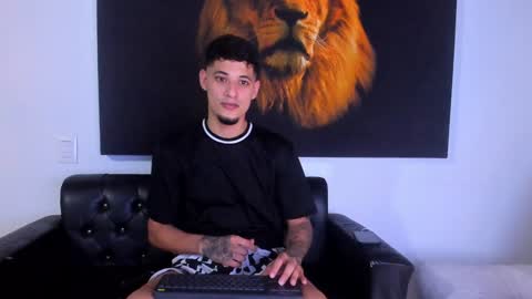 Snapshot of kyle_smithx chatting on 12/05/24, 12:52 kyle Smith online show from 12/05/24, 12:52