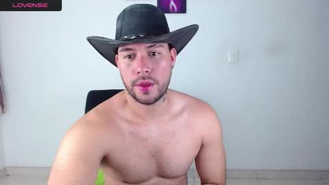 Snapshot of kyle_wilson_ chatting on 03/19/26, 10:47 Kyle Wilson Follow me online show from 03/19/26, 10:47
