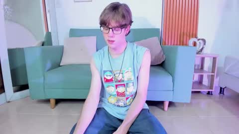 Snapshot of kyledusk chatting on 12/02/25, 01:17 Kyle Dusk online show from 12/02/25, 01:17