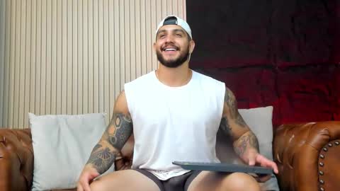 kylenorth_ online show from 11/14/25, 06:28