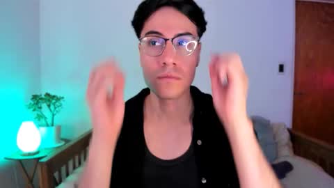 Kylian Zarate online show from 12/01/25, 03:00