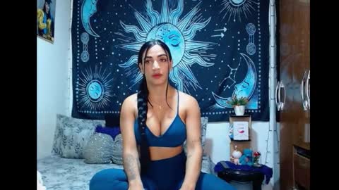 kylie online show from 11/05/25, 08:42