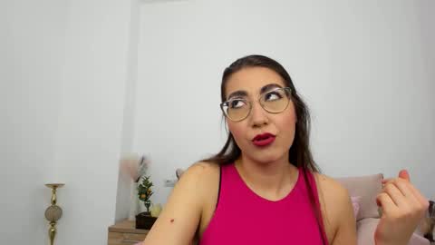 Kylie online show from 09/21/25, 06:42