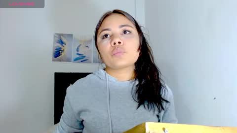 Paola online show from 10/02/25, 11:12