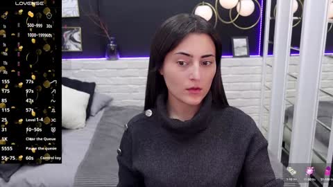 Kylie online show from 01/28/25, 01:27