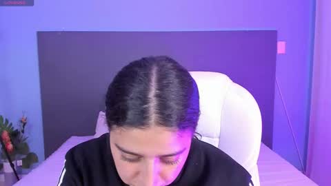 Snapshot of kylie_reyes chatting on 12/21/24, 08:00 Kylie Reyes  online show from 12/21/24, 08:00