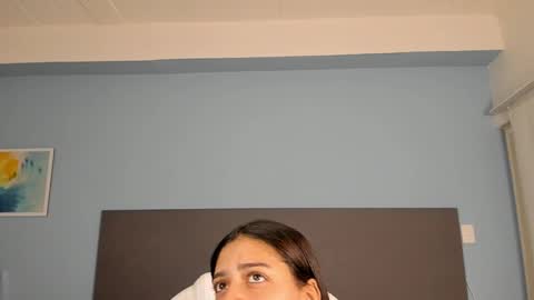 Snapshot of kylie_reyes chatting on 01/04/25, 07:34 Kylie Reyes  online show from 01/04/25, 07:34