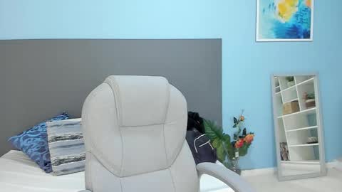 Snapshot of kylie_reyes chatting on 10/08/25, 07:33 Kylie Reyes  online show from 10/08/25, 07:33