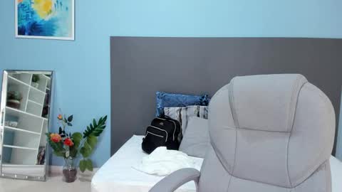 Kylie Reyes  online show from 11/07/25, 06:19