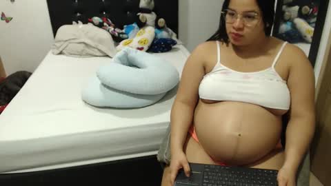Instagram Kylie switch  followme  buy lovense here online show from 10/11/25, 12:21