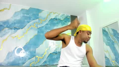 Kaylie And Jhony online show from 09/13/25, 07:57