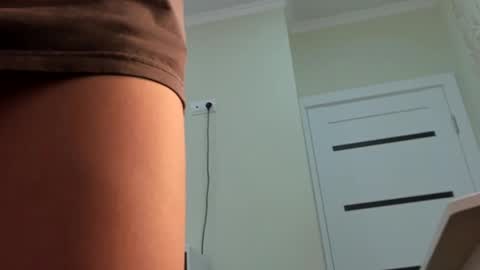 Snapshot of kylieblond chatting on 02/26/25, 10:42 Din online show from 02/26/25, 10:42