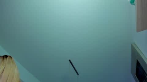 KYLIE online show from 01/05/25, 07:07