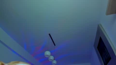 KYLIE online show from 01/10/25, 07:04