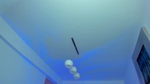 KYLIE online show from 02/08/25, 07:15