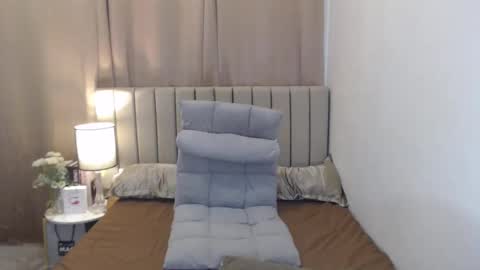 kyliefox22 online show from 03/10/26, 03:50