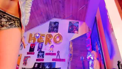   online show from 02/09/26, 01:31