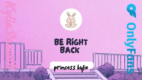 Snapshot of kyliesnowxxx chatting on 03/04/26, 12:55 Kylie Snow online show from 03/04/26, 12:55