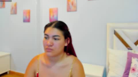 Snapshot of kyliiebaker chatting on 05/27/26, 10:56 Kylie online show from 05/27/26, 10:56