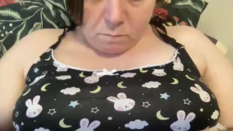 Snapshot of kylorencat chatting on 01/22/25, 05:17 KYLO online show from 01/22/25, 05:17