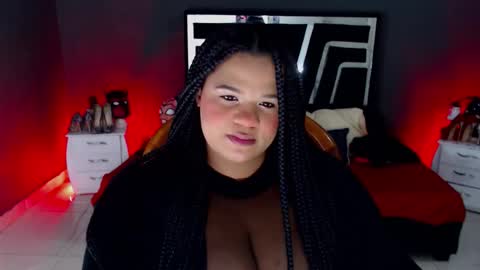 Snapshot of kym__x chatting on 11/10/25, 12:53 kym online show from 11/10/25, 12:53