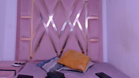 kym online show from 02/20/26, 01:11