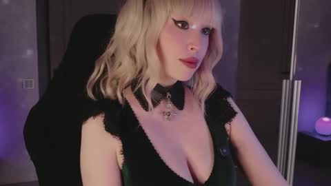 Kate online show from 06/08/26, 12:16