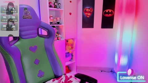 Snapshot of kyomi_chang chatting on 01/17/26, 12:43 Kyomi online show from 01/17/26, 12:43