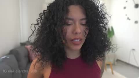 schedule 300 pm - 1100pm colombia time online show from 01/09/26, 08:43