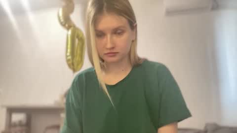 Snapshot of kyttilovelly chatting on 02/28/26, 01:56 Amanda online show from 02/28/26, 01:56