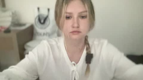 Amanda online show from 07/27/26, 09:33