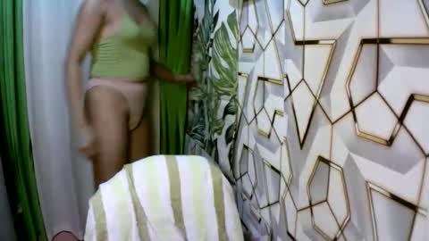 kyutshyne online show from 04/18/26, 07:58