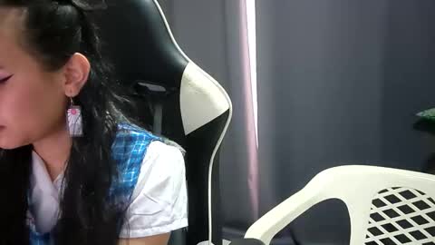 Snapshot of l0lyta_sweet chatting on 11/27/25, 05:04 Lolyta online show from 11/27/25, 05:04