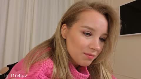 lina online show from 10/27/25, 08:57