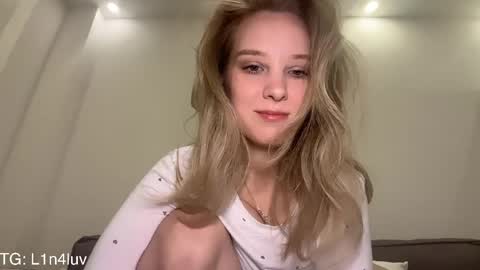 lina online show from 04/24/26, 08:33