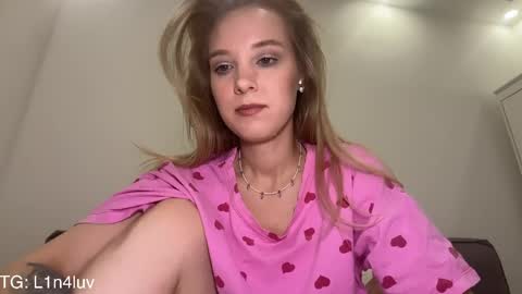 Snapshot of l1n4luv chatting on 05/31/26, 06:20 lina online show from 05/31/26, 06:20