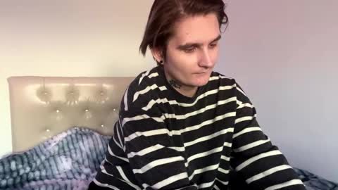 Lisa online show from 12/03/25, 12:25