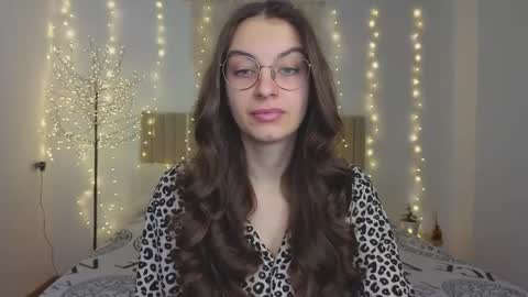 Margo  online show from 12/16/25, 01:27