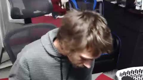 l1v1nth3dr3am online show from 12/21/25, 10:44